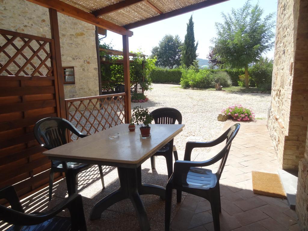 Maison d'hôtes Borgo Il Villino à Casole dʼElsa Chambre photo