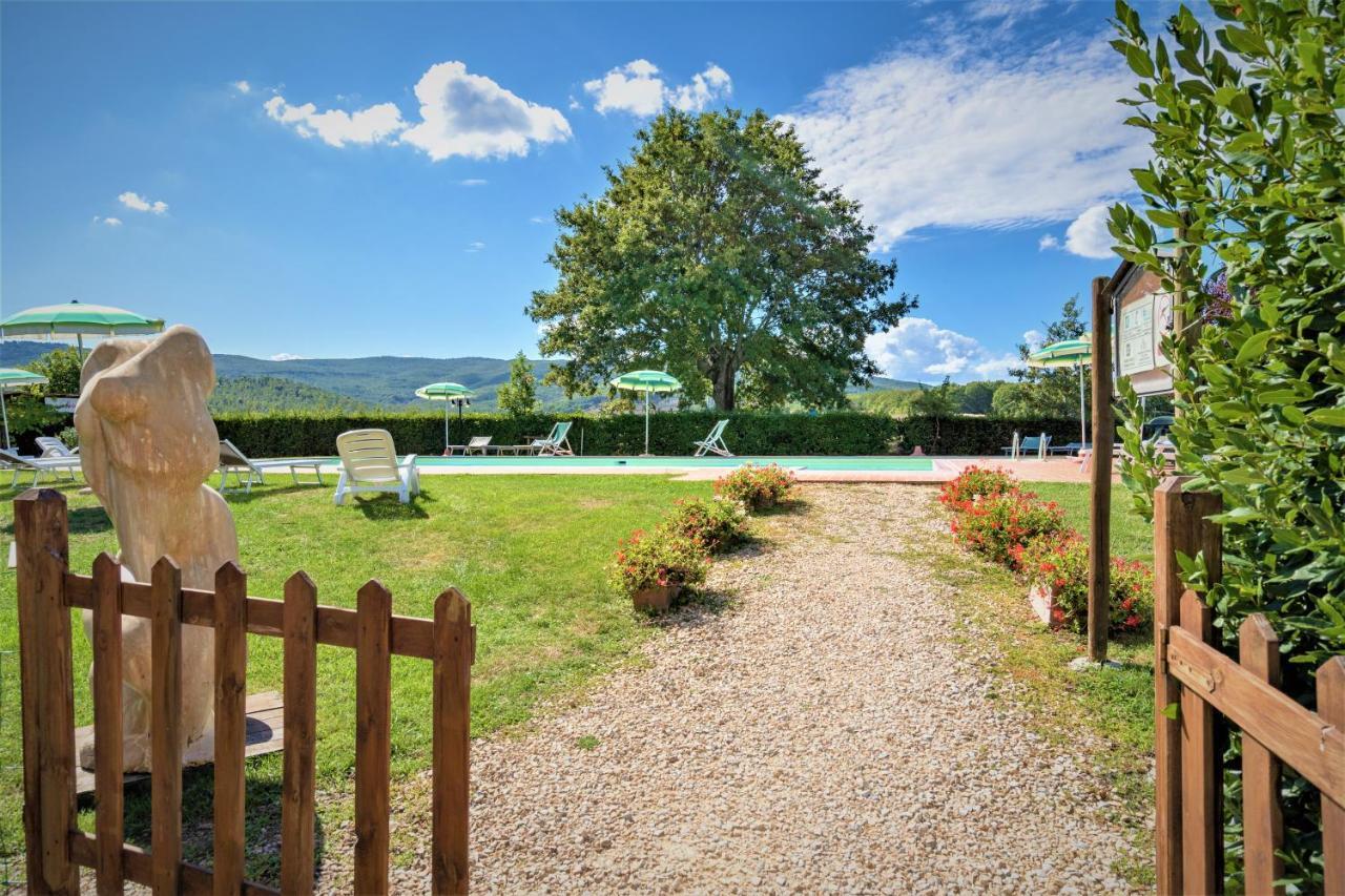 Maison d'hôtes Borgo Il Villino à Casole dʼElsa Extérieur photo