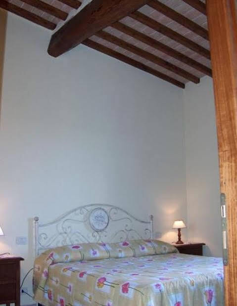 Maison d'hôtes Borgo Il Villino à Casole dʼElsa Extérieur photo